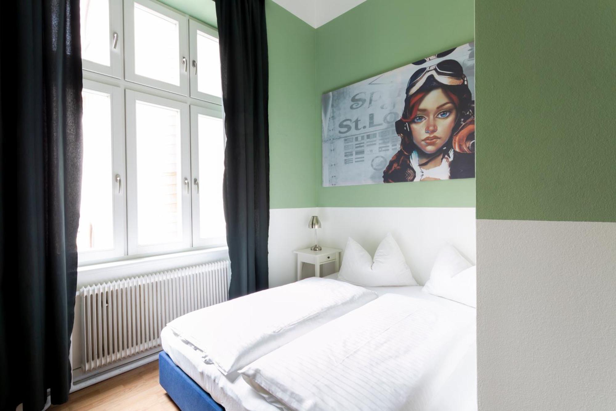 Boutique Hotel Columbia Виена Стая снимка